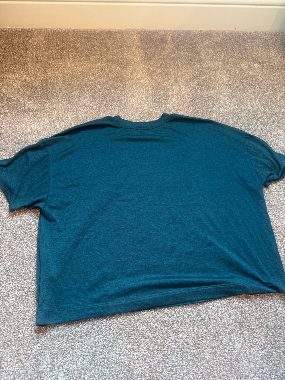 Vuori Energy Tee in Moss Teal- Small - Picture 3 of 5